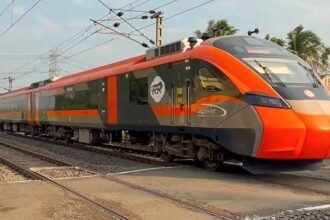 delhi-patna-vande-bharat-special-train-timings-fare-stops